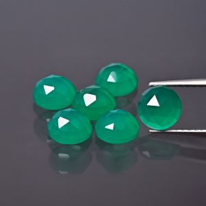 Round stone, rose cut - Green Agate 4 MM