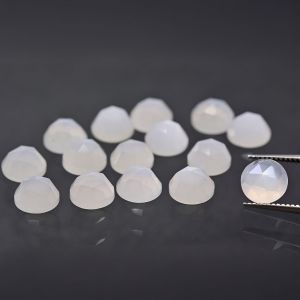 Rosette - white moonstone 6 MM